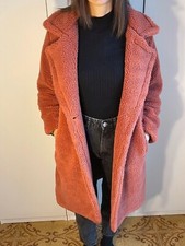 Montone lungo elegante, color